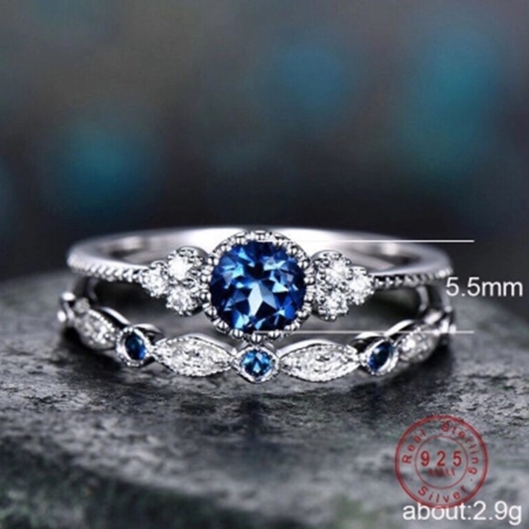 Luxury 2 pcs/set Blue Crystal Ring - Picture 2 of 5